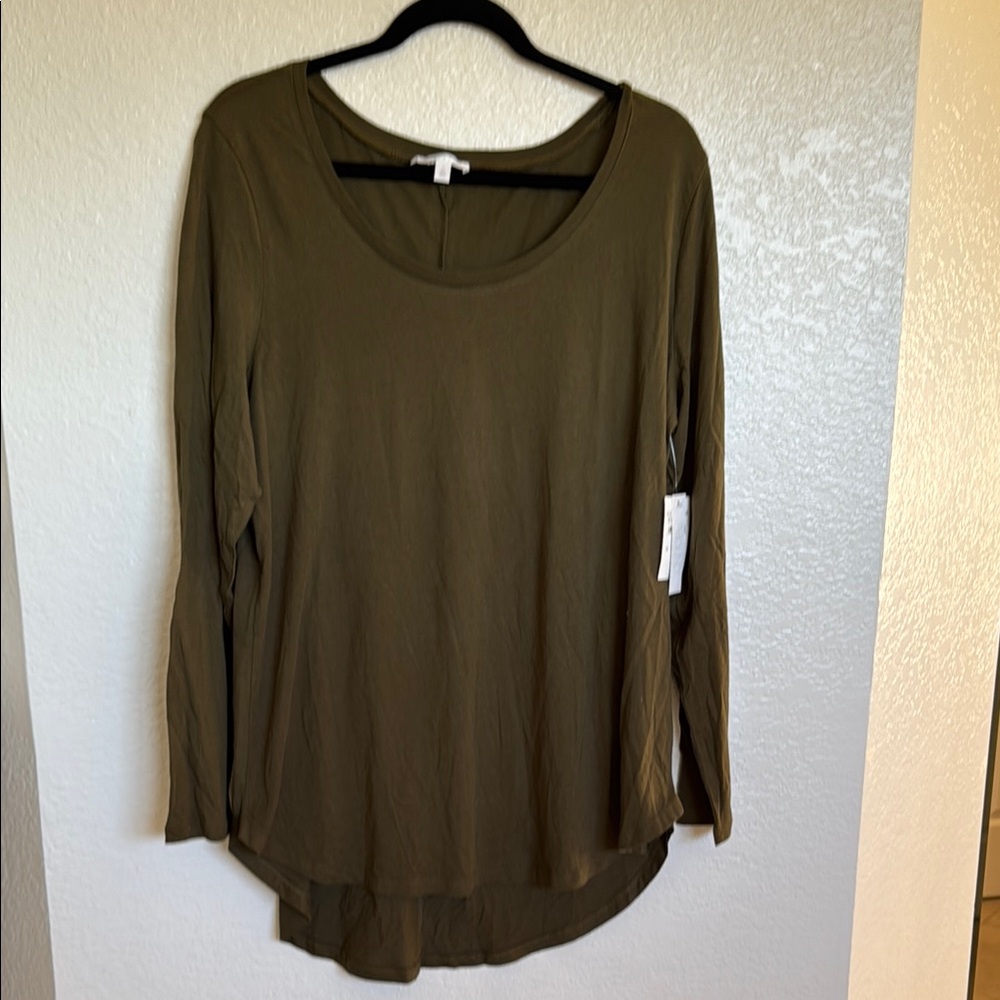 NWT Abound olive Green Long Sleeve shirt XL Super soft